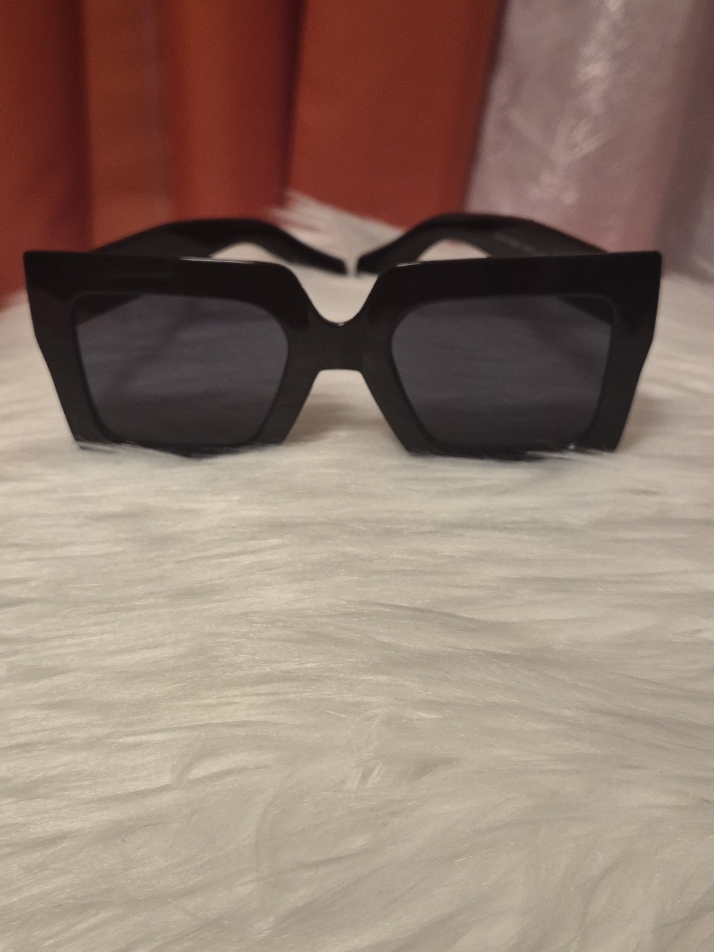 Women’s Black Oversized Square Sunglasses